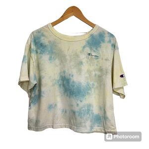 Champion tie-dye cropped athletic t shirt, blue and yellow-green, Medium